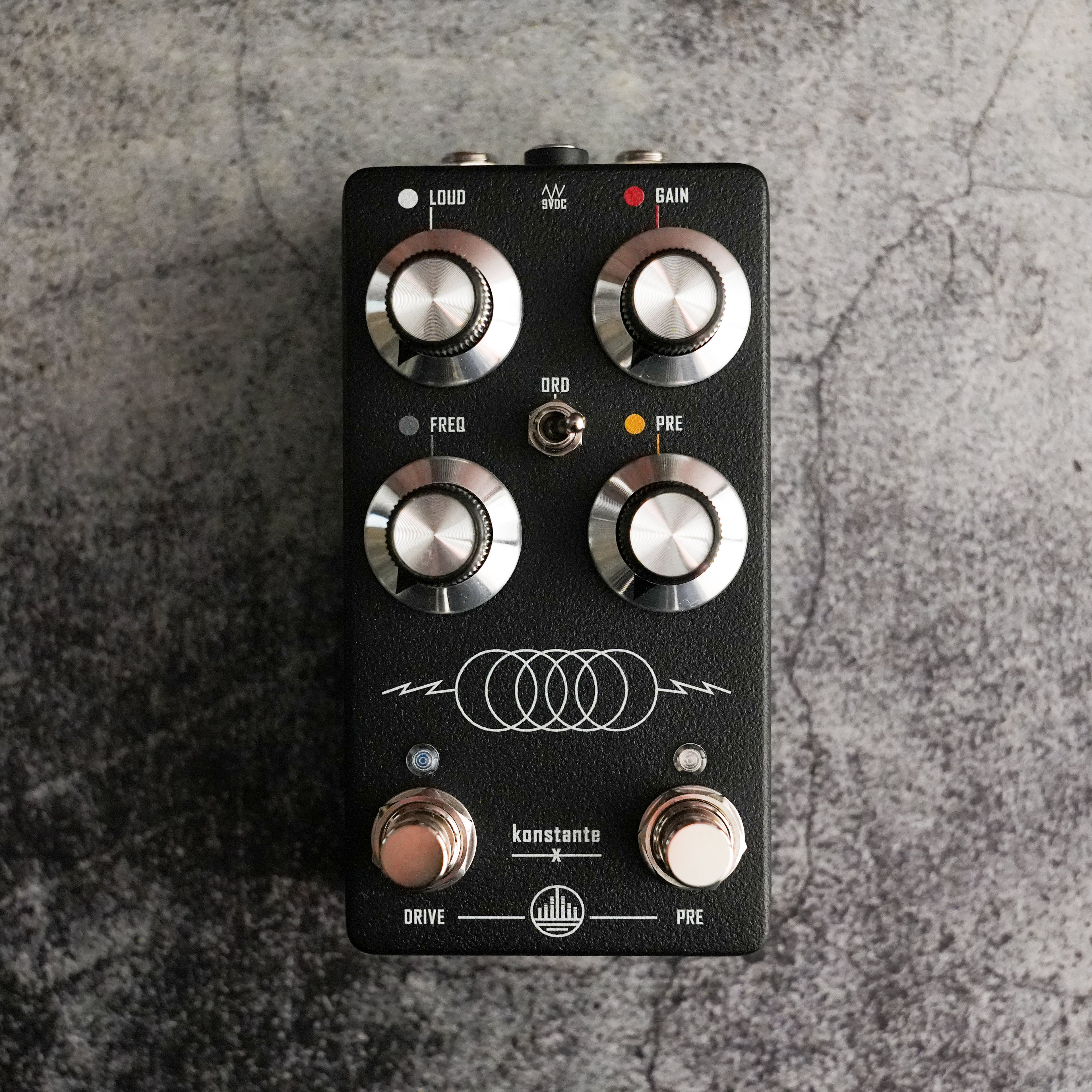 Konstante - Black Negative Finish